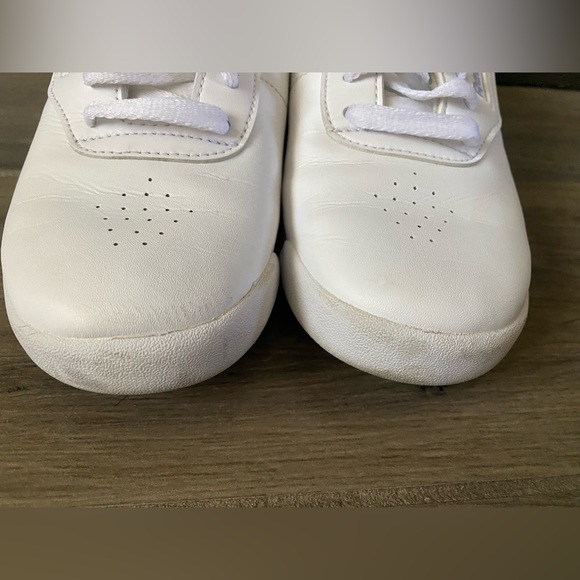 Reebok Princess classic white tennis shoes sneakers Size 8 - Picture 6 of 11